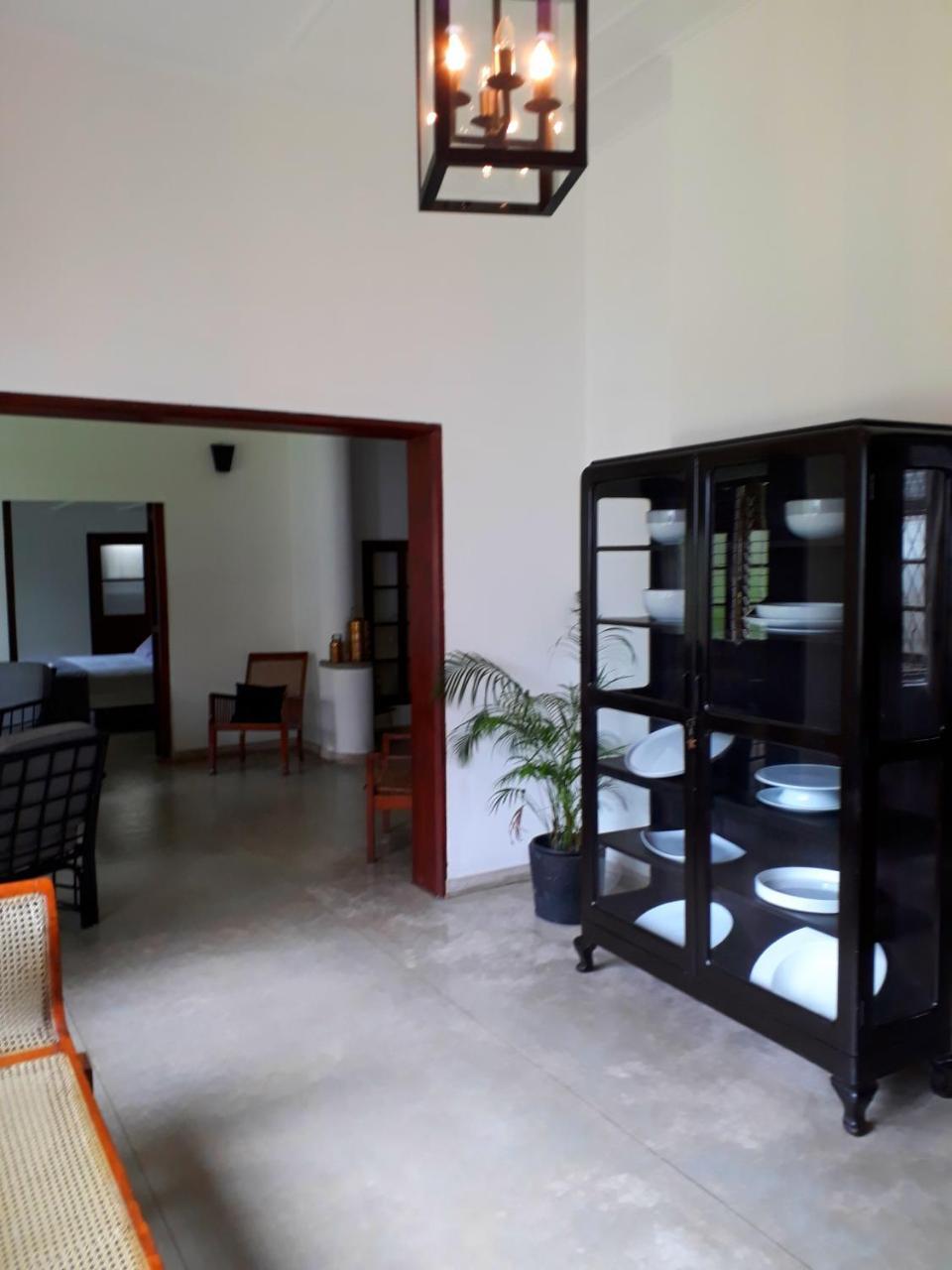 "27" Spathodea- Oasis In The City Colombo Eksteriør billede